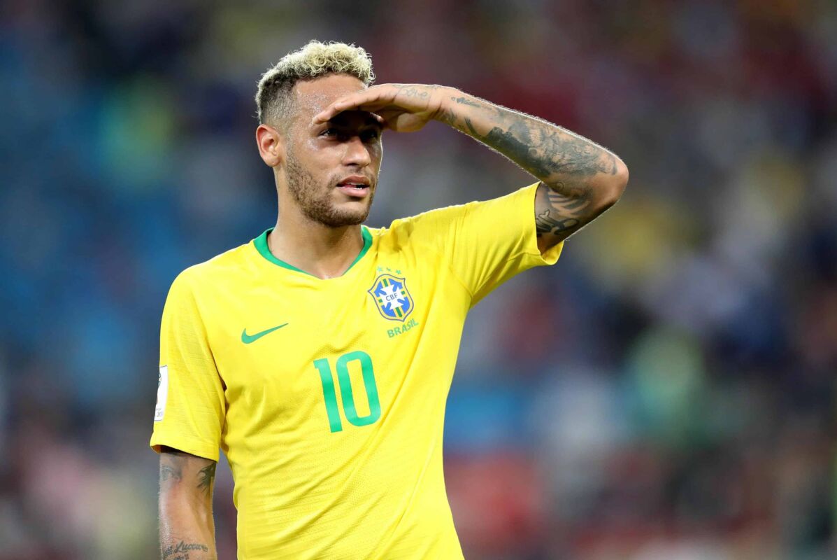 epa06845930 Neymar of Brazil at the end of the FIFA World Cup 2018 group E preliminary round soccer match between Serbia and Brazil in Moscow, Russia, 27 June 2018. Brazil won 2-0. 

(RESTRICTIONS APPLY: Editorial Use Only, not used in association with any commercial entity - Images must not be used in any form of alert service or push service of any kind including via mobile alert services, downloads to mobile devices or MMS messaging - Images must appear as still images and must not emulate match action video footage - No alteration is made to, and no text or image is superimposed over, any published image which: (a) intentionally obscures or removes a sponsor identification image; or (b) adds or overlays the commercial identification of any third party which is not officially associated with the FIFA World Cup)  EPA/MAHMOUD KHALED   EDITORIAL USE ONLY