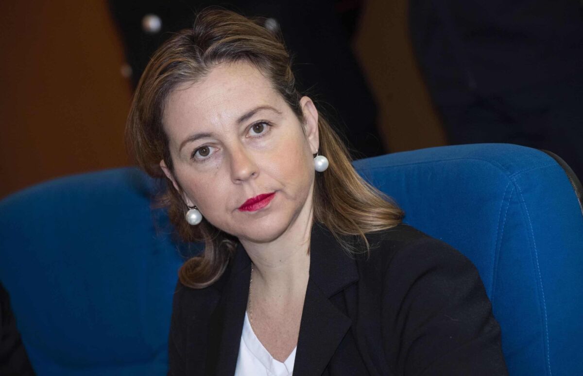 Il ministro della Salute, Giulia Grillo, durante l'incontro presso la sede del Nucleo Antisofisticazioni e Sanità dell'Arma a Roma, 5 febbraio 2019. ANSA/CLAUDIO PERI