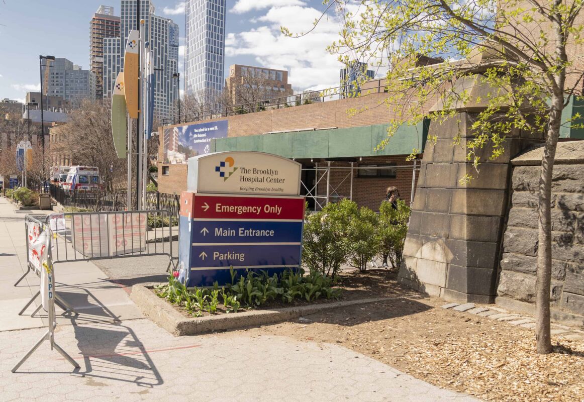 April 1, 2020, New York, New York, United States: View of entrance to Brooklyn Hospital Center Emergency in Brooklyn where patients for COVID-19 have been treated (Credit Image: © Lev Radin/Pacific Press via ZUMA Wire)