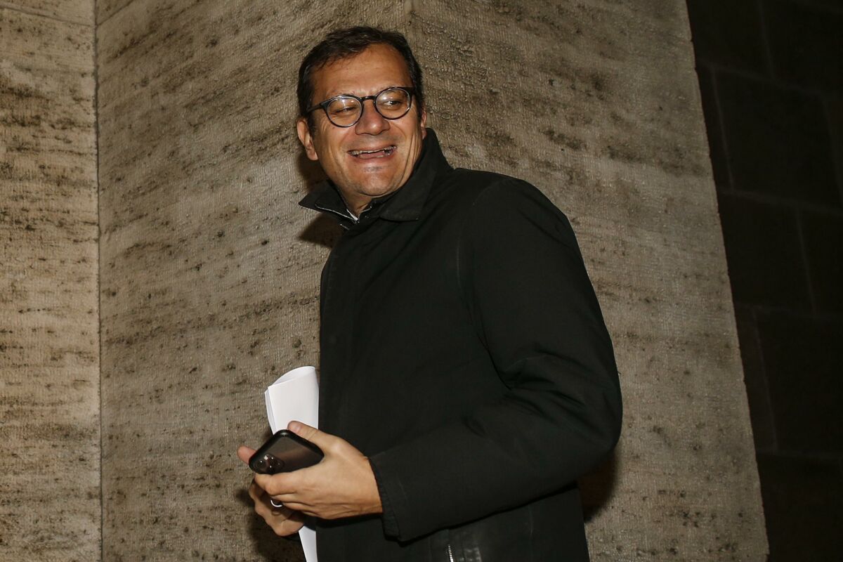 Enrico Laghi, commissario straordinario di Alitalia, arriva al Ministero dello Sviluppo Economico, Roma, 28 novembre 2019. ANSA/FABIO FRUSTACI
