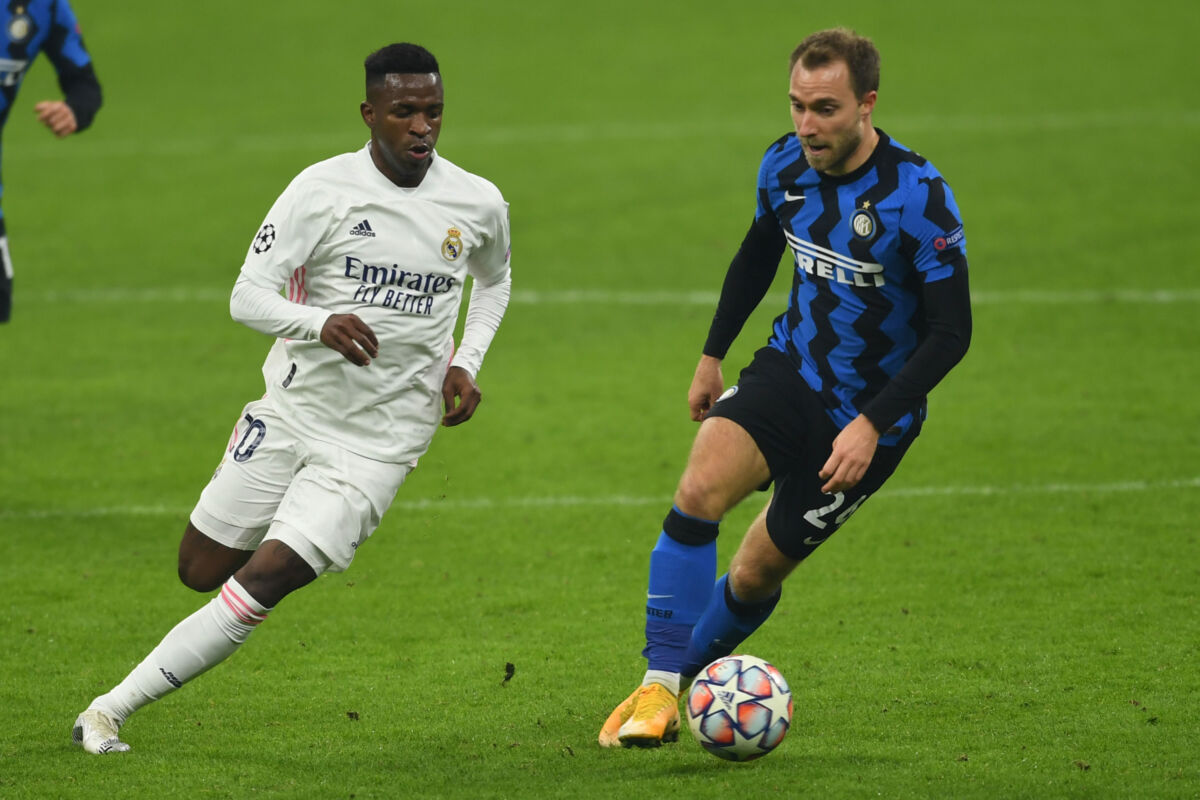 Christian Eriksen (Inter)Vinicius Junior (Real Madrid)                                           during the Uefa Champions League match between Inter 0-2 Real Madrid  at  Giuseppe Meazza  Stadium on November 25, 2020 in Milano, Italy. (Photo by Maurizio Borsari/AFLO)