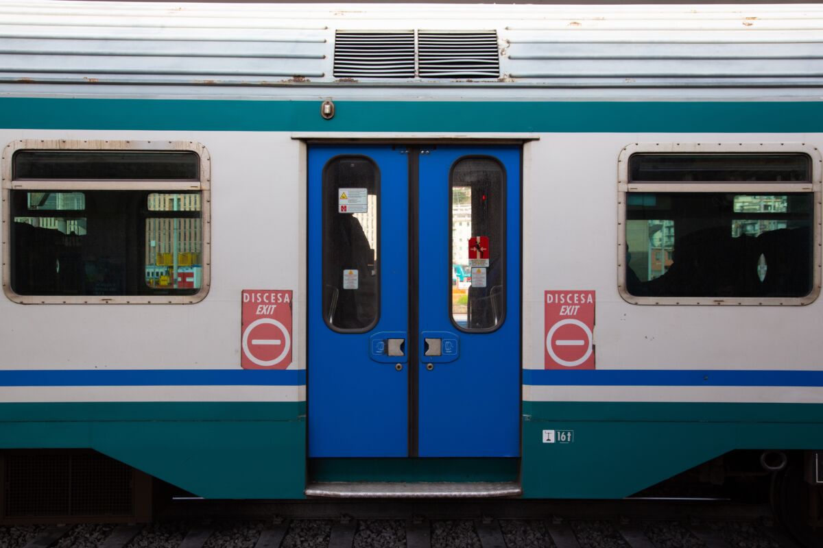 disabili treno stazione trenitalia