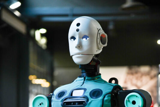 RoBee e l'era dei robot umanoidi (anche in Italia) - Fortune Italia