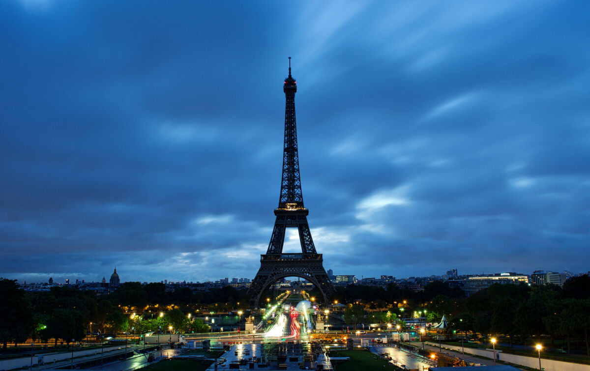 eiffel tower parigi torre eiffel energia elettricità