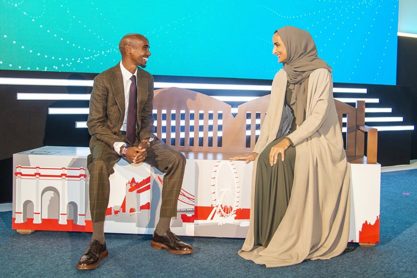 English athlete Sir Mo Farah inaugurated the England friendship bench, where he was joined by Her Excellency Sheikha Hind bint Hamad Al Thani, Vice Chairperson and CEO of the Qatar Foundation.