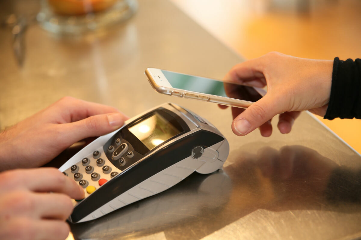 Payment,Transaction,With,Smartphone