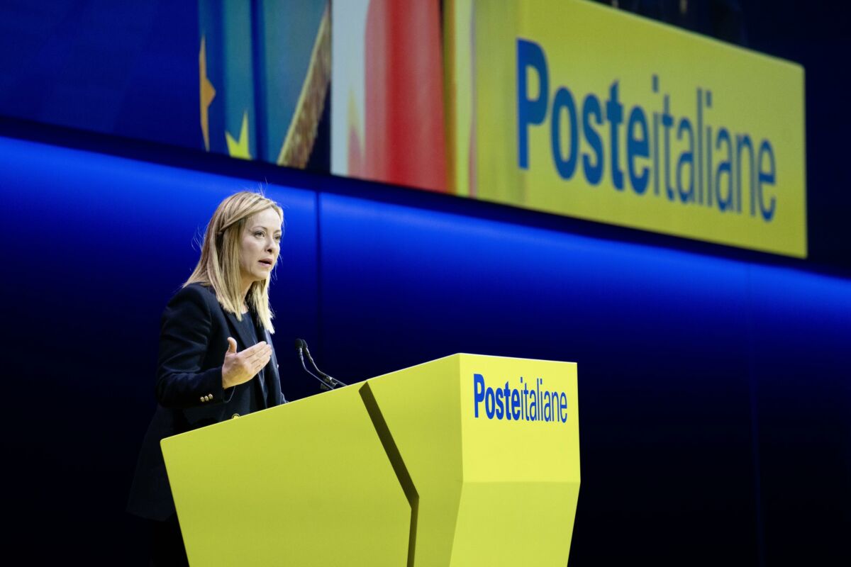 poste italiane giorgia meloni polis