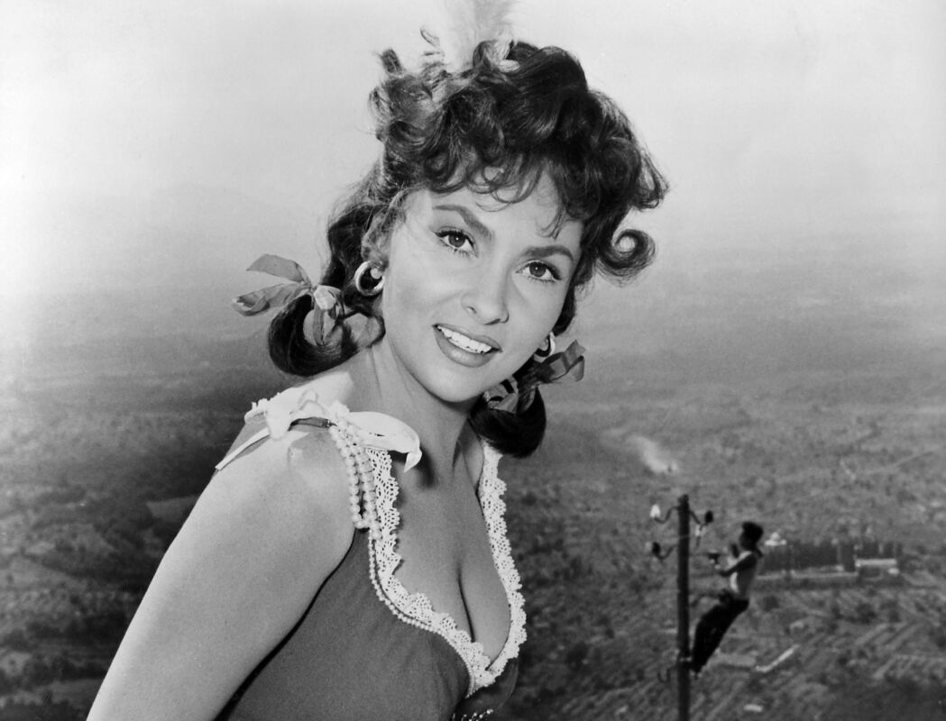 Gina Lollobrigida, publicity portrait for the film, ''Bread, Love and Jealousy'' aka ''Pane, Amore e Gelosia'', 1954