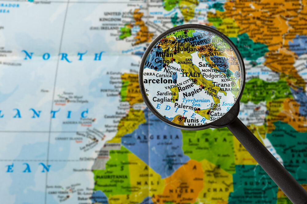 Map,Of,Italy,Through,Magnifying,Glass