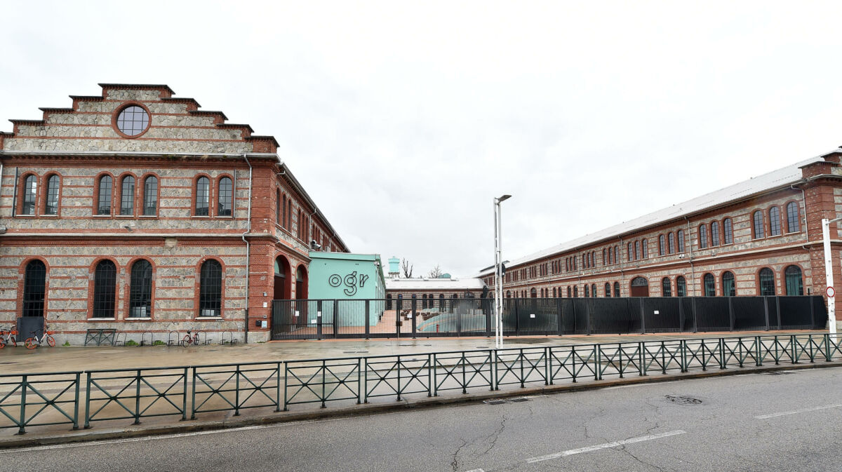 L'area OGR (Officine Grandi Riparazioni), utilizzate negli ultimi anni come polo culturale, nella quale da oggi dovrebbe iniziare l'allestimento del presidio sanitario per affrontare lemergenza COVID-19  Torino, 30 marzo 2020 ANSA/ ALESSANDRO DI MARCO