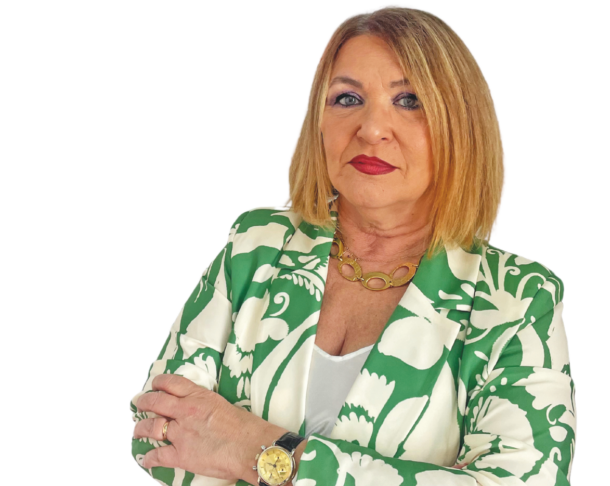 Angelica Agosta - foto sfondo bianco