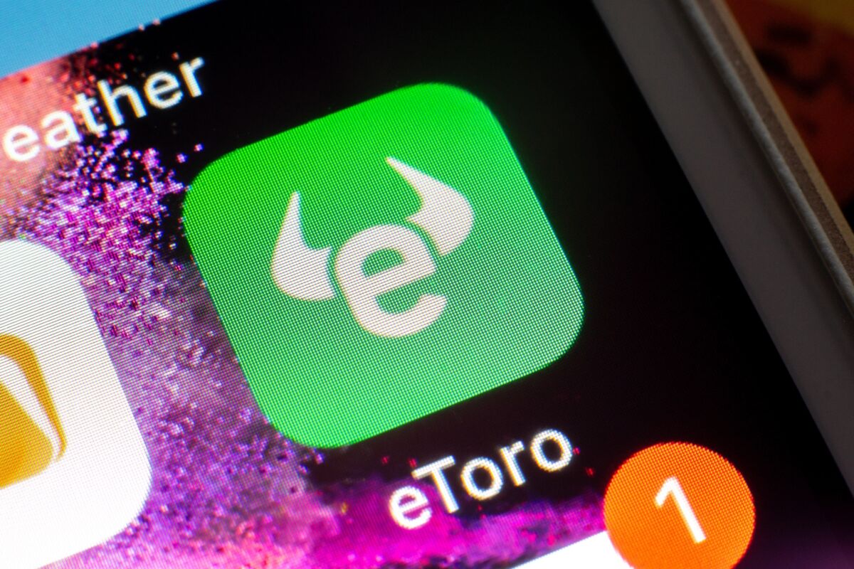 etoro