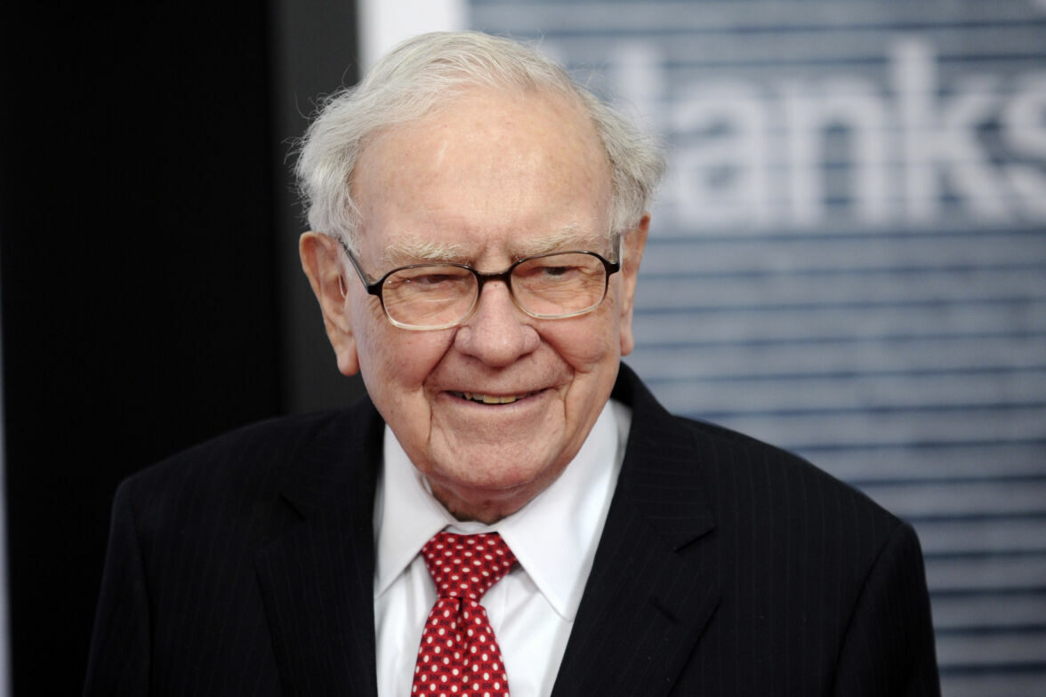 May 3, 2025: Revered investor Warren Buffett shocked an arena full of his shareholders Saturday by announcing that he wants to retire at the end of the year. Buffett said he will recommend to Berkshire Hathaway's board on Sunday that Vice Chairman Greg Abel should replace him. FILE PHOTO: December 14, 2017 - Washington, Columbia, USA - Warren Buffett attends 'The Post' premiere at the Newseum. (Credit Image: © Future-Image via ZUMA Press)