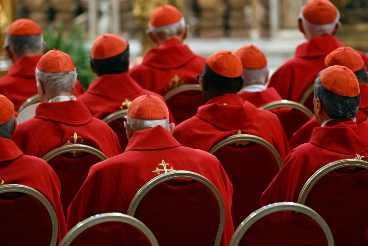 Papa, prossimo a riunirsi il Conclave che eleggerà il successore di Francesco.