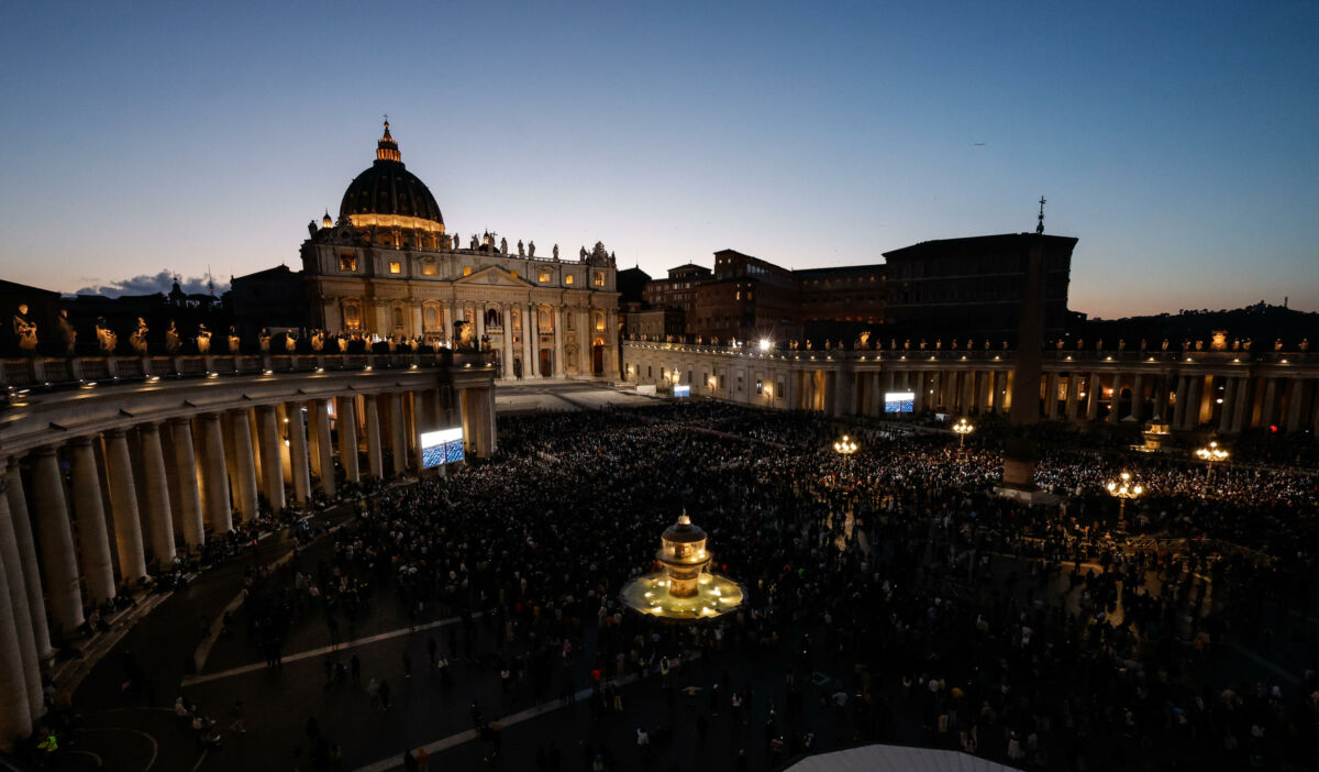san pietro conclave starlink