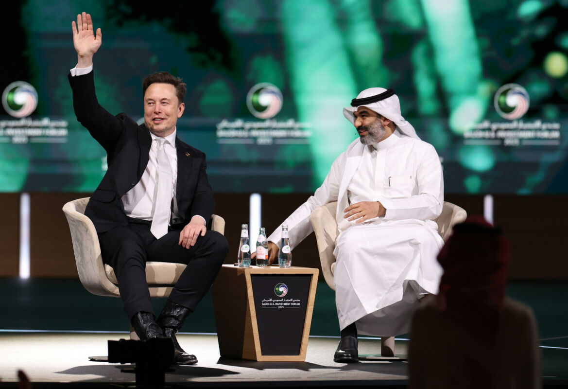 Elon Musk durante l'Investment Forum di Riyadh in Arabia Saudita - EPA/ALI HAIDER