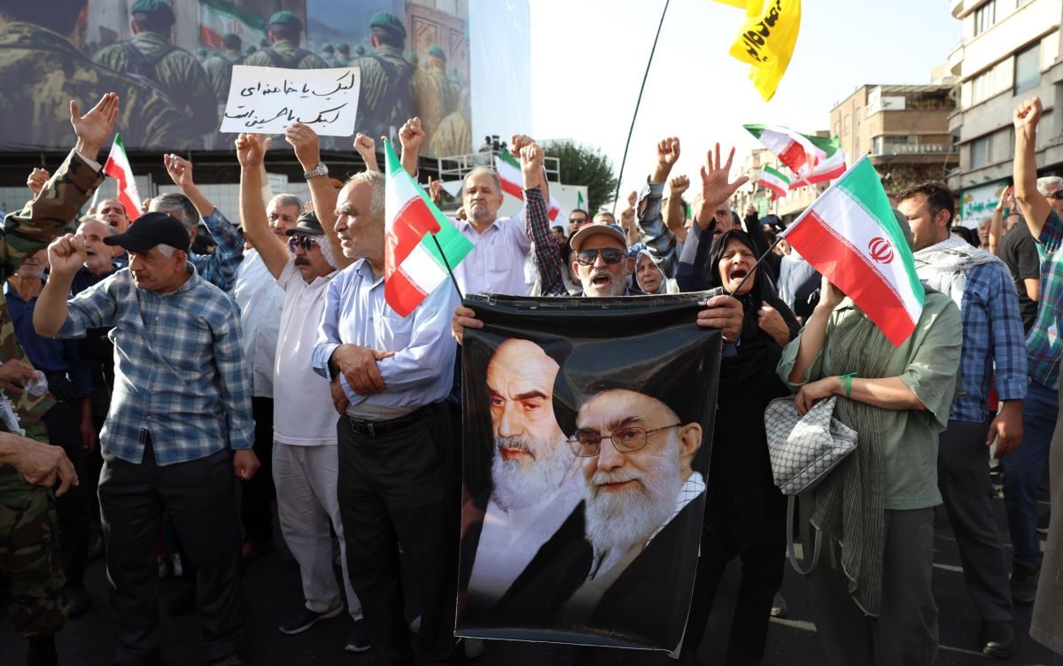 Manifestazione anti-Usa e anti-Israele in Iran.