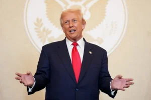 ANDREW HARNIK/GETTY IMAGES Trump Obesità