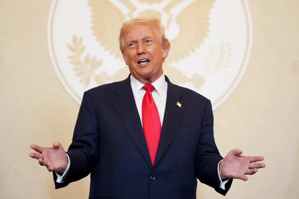 ANDREW HARNIK/GETTY IMAGES Trump Obesità