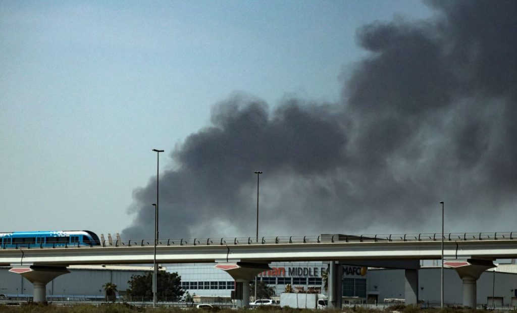 attacchi iran aeroporto dubai