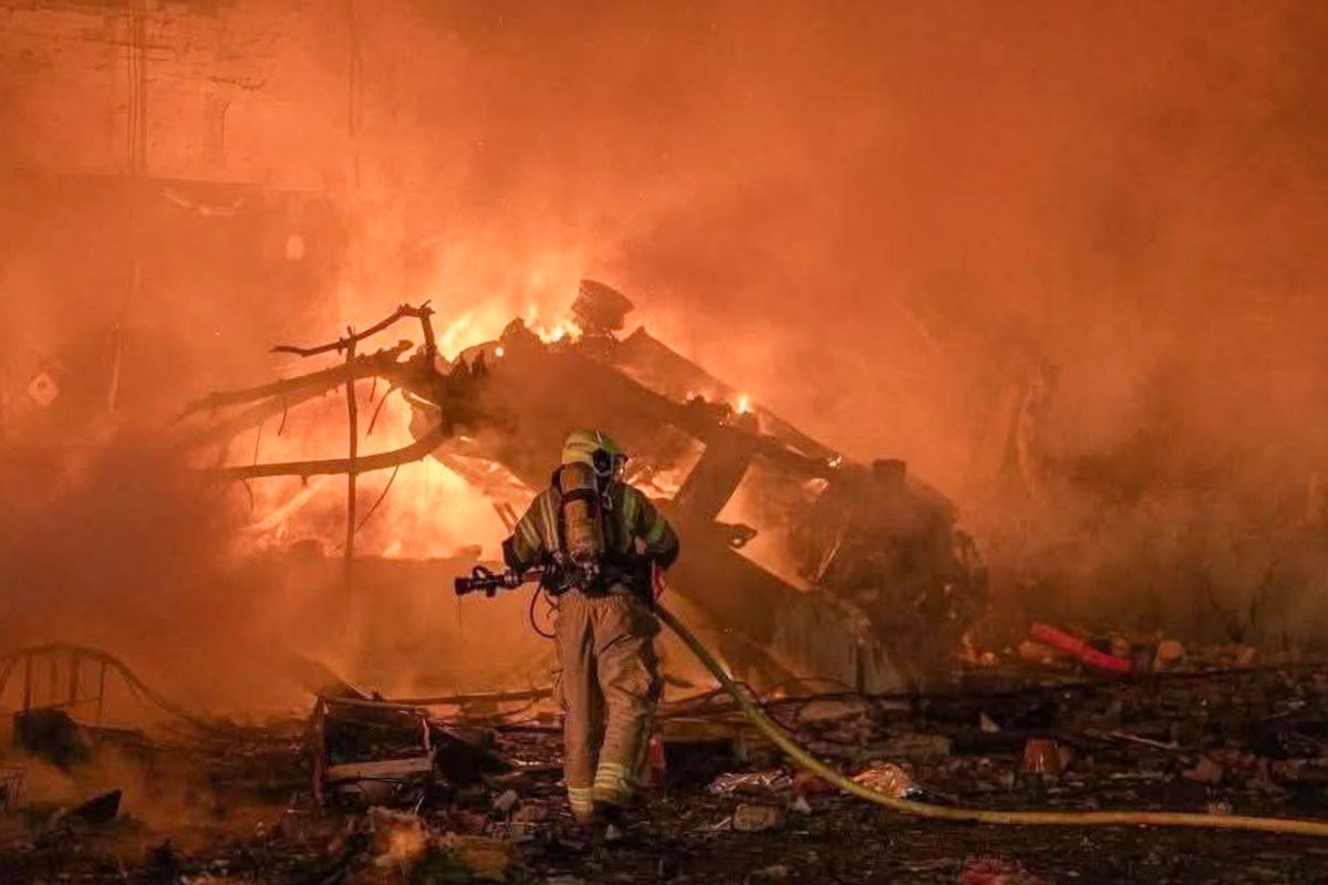 iran bombe missili ai claude anthropic