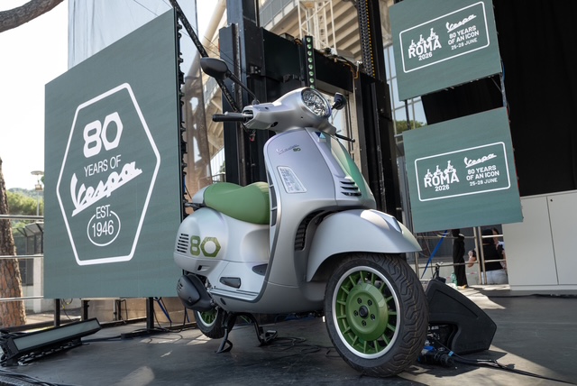 00-vespa-edizione-ottantesimo