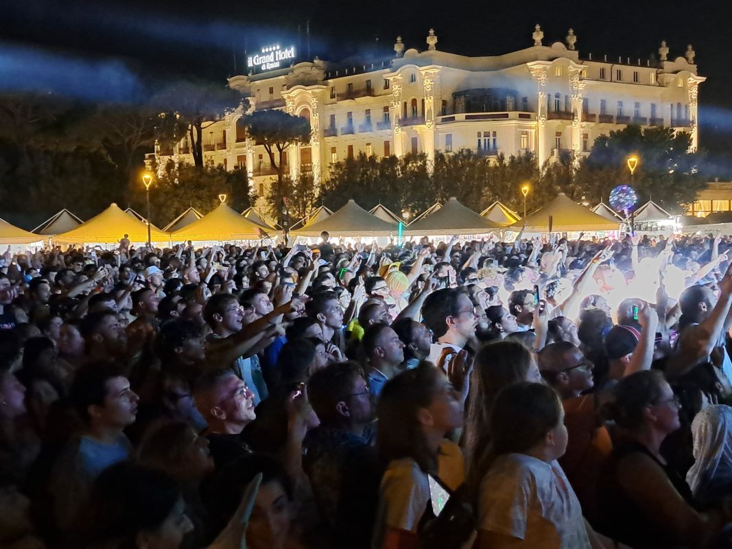 Pubblico 2