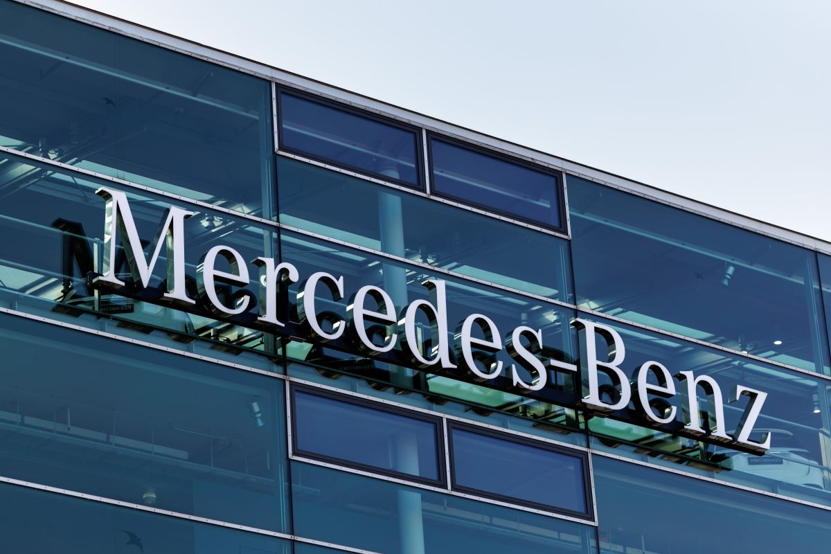 Mercedes Benz