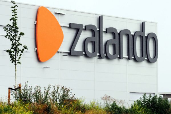 15 July 2020, Brandenburg, Ludwigsfelde/Ot Genshagen: The logistics centre of the German fashion and shoe mail order company Zalando in the industrial park. Photo: Soeren Stache/dpa-Zentralbild/ZB