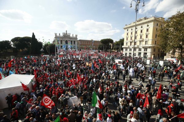 Italian Labour unions CGIL, CISL and UIL hold an anti-fascist rally in Rome, Italy, 16 October 2021, a week after a demonstration against the so-called Green Pass degenerated into an assault on the CGIL trade union building, led by the neo-fascist Forza Nuova party. ANSAANGELO CARCONI