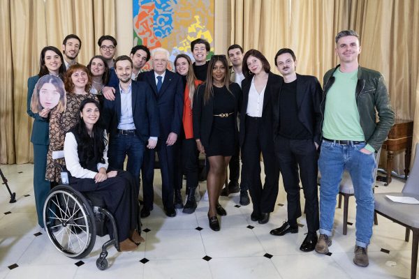 Il Presidente Sergio Mattarella in occasione dell'incontro con 12 giovani creator dal titolo "La Costituzione in Shorts”
(foto di Francesco Ammendola - Ufficio per la Stampa e la Comunicazione della Presidenza della Repubblica)