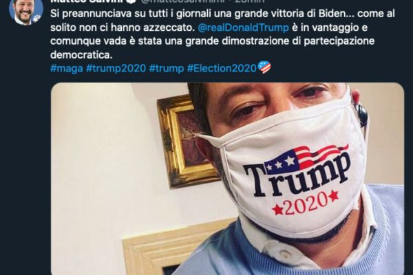 "Si preannunciava su tutti i giornali una grande vittoria di Biden...Come al solito non ci hanno azzeccato. Donald Trump è in vantaggio e comunque vada è stata una grande dimostrazione di partecipazione democratica". Lo afferma il leader della Lega, Matteo Salvini, su twitter postando una sua foto con la mascherina inneggiante al presidente americano, 4 novembre 2020.
ANSA/Profilo Twitter Matteo Salvini   +++ATTENZIONE LA FOTO NON PUO' ESSERE PUBBLICATA O RIPRODOTTA SENZA L'AUTORIZZAZIONE DELLA FONTE DI ORIGINE CUI SI RINVIA+++