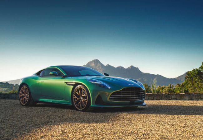 ASTON MARTIN 1
