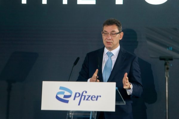 ceo Pfizer