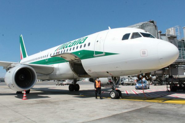 Alitalia Ita accordo governo Ue newco