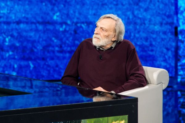 Fabio Fazio con Gino Strada ospite della prima puntata della trasmissione Rai "Che Tempo Che Fa", Milano, 29 settembre 2019. ANSA/NICOLA MARFISI