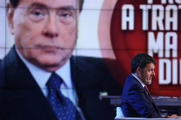 Il presidente del Consiglio Matteo Renzi ospite della trasmissione televisiva "Porta a porta" condotta da Bruno Vespa, Roma, 11 novembre 2014.
ANSA/ALESSANDRO DI MEO