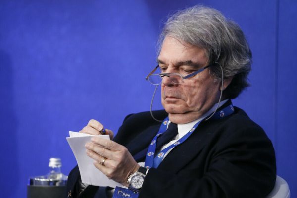 Renato Brunetta, ministro pubblica amministrazione, durante la seconda giornata dellassemblea di Forza Italia dal titolo LItalia del Futuro, Roma 9 aprile 2022.
ANSA/FABIO FRUSTACI