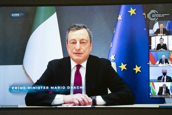Il presidente del Consiglio Mario Draghi prende parte in videoconferenza al Leaders Summit on Climate, Roma, 22 aprile 2021. ANSA/FILIPPO ATTILI UFFICIO STAMPA PALAZZO CHIGI ++ EDITORIAL USE ONLY NO SALES ++ HO