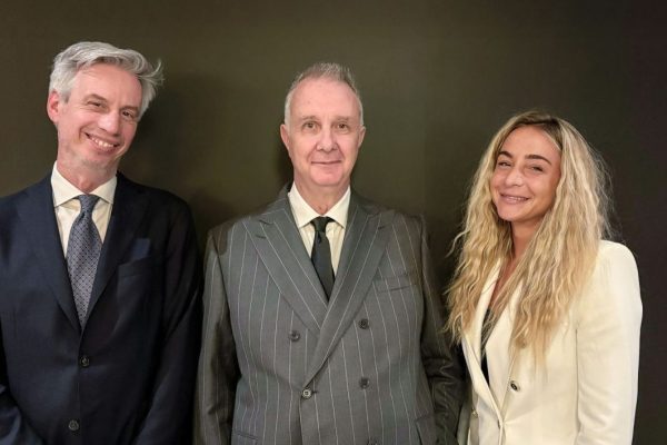 Da sinistra: Gianluca Soldà, Giorgio Maggiani e Martina Maggiani, soci di Dynamicom Education, azienda specialista nella formazione Ecm.