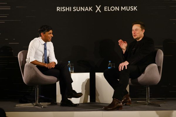 epa10955235 British Prime Minister Rishi Sunak (L) and tech entrepreneur Elon Musk (R) attend a conversation event in central London, Britain, 02 November 2023. The conversation will be streamed on X (formerly Twitter) and follows the two-day AI Safety Summit that was held at Bletchley Park.  EPA/TOLGA AKMEN / POOL