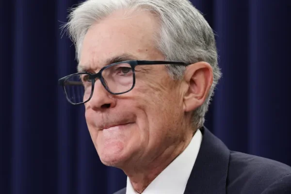powell fed economia bolla ai lavoro