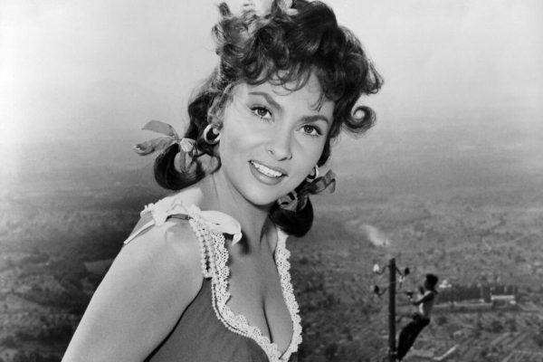 Gina Lollobrigida, publicity portrait for the film, ''Bread, Love and Jealousy'' aka ''Pane, Amore e Gelosia'', 1954