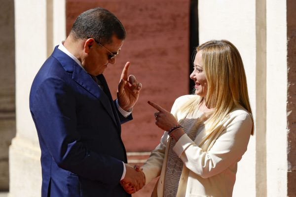 Italian Prime Minister Giorgia Meloni (R) and Interim Prime Minister of Libya Abdul Hamid Dbeibeh during a bilateral meeting at Chigi Palace, Rome 7 June 2023. ANSA/FABIO FRUSTACI

La presidente del Consiglio Giorgia
Meloni riceve a palazzo Chigi il premier del governo di unità
nazionale della Libia ad interim Abdul Hamid Dbeibah, Roma, 7 Giugno 2023. ANSA/FABIO FRUSTACI