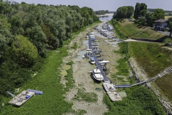 Emergenza siccita fiume Po in secca, Reggio Emilia, 17 Luglio 2022,  ANSA/Andrea Fasani