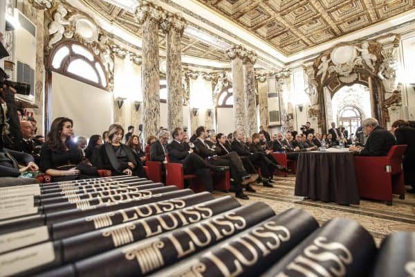 Un momento della cerimonia di consegna delle borse di studio in ricordo di Loris D'Ambrosio, nella sala delle Colonne alla Luiss, Roma, 1° dicembre 2016. ANSA/ GIUSEPPE LAMI