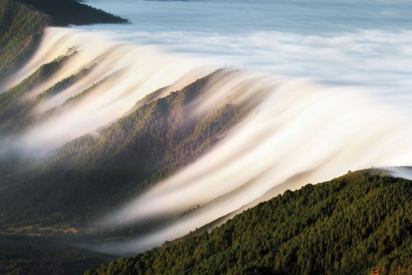 Waterfall of clouds (La Palma. Canary Islands)