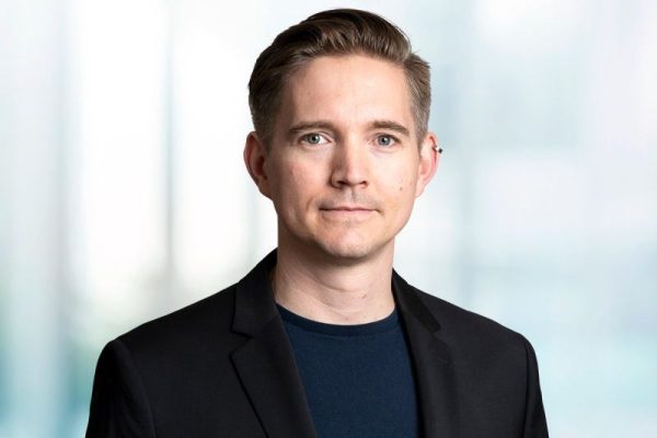 Murray Thom (D-Wave)