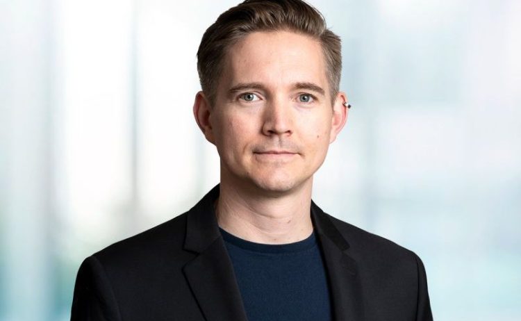 Murray Thom (D-Wave)