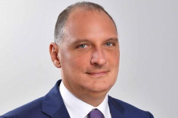 Giacomo D'Amico è Direttore relazioni esterne, comunicazione e affari istituzionali di Snam.